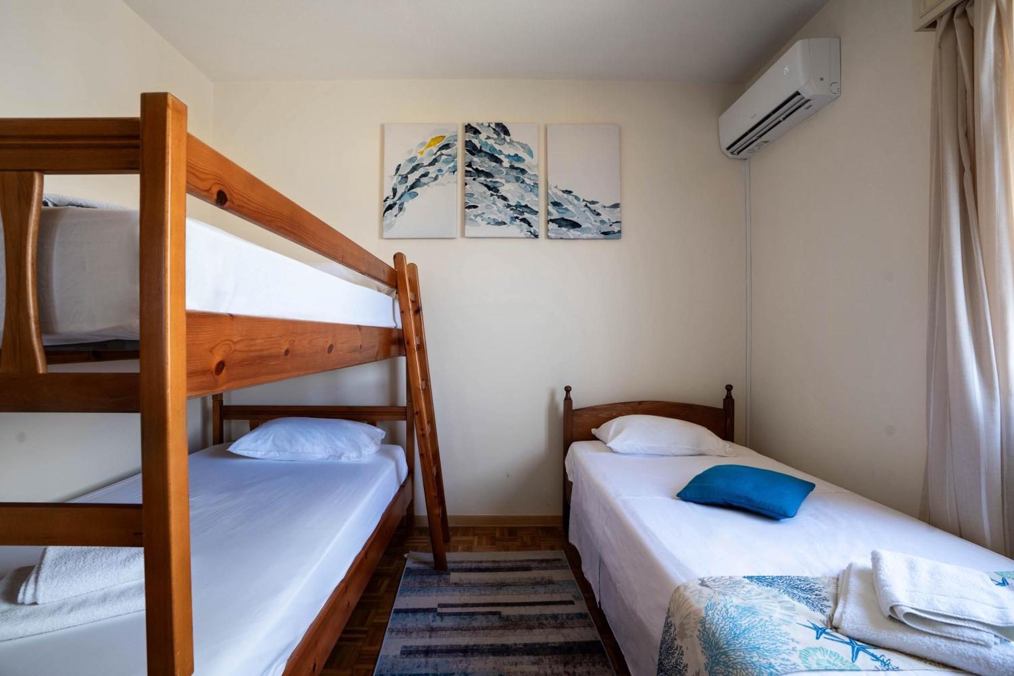 Makenzy Sandy Beachfront Paradise Ларнака Екстер'єр фото